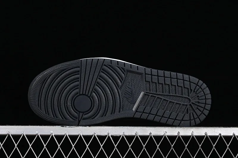 All categories Air Jordan Jordan series basketball shoes Air Jordan 1 Low G version pure original Air Jordan 1 Low AJ1 Joe 1 all black burst pattern low-top cultural casual sneakers FB9907-001